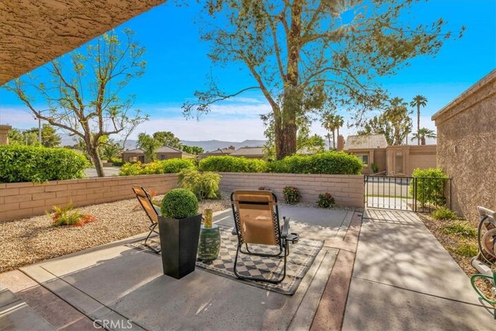 Property Photo:  44069 Chamonix Court  CA 92260 