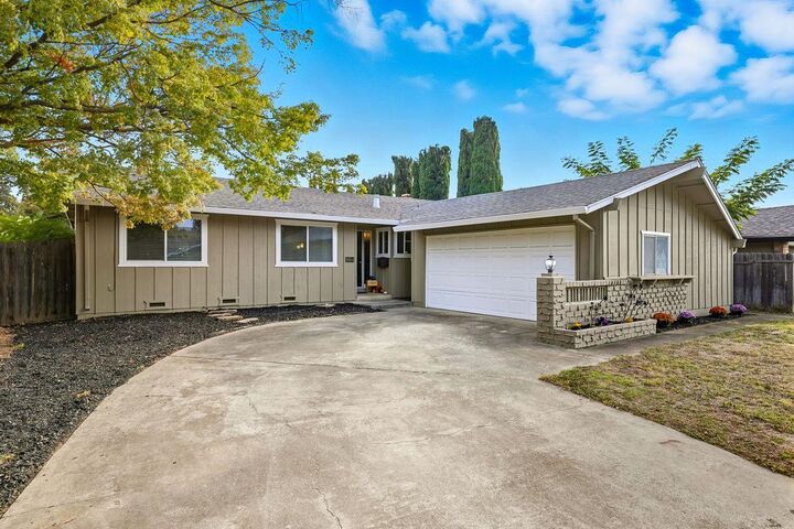 Property Photo: 8964 Sutters Gold Drive CA 95826
