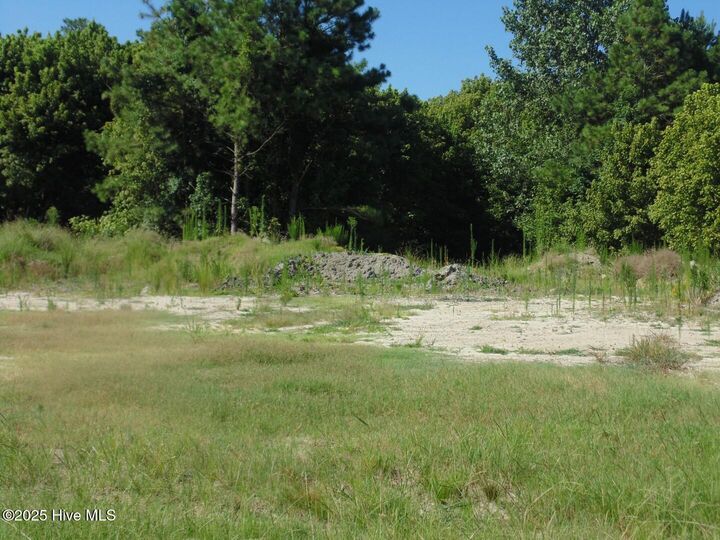 Property Photo:  901 S King Street  NC 27983 