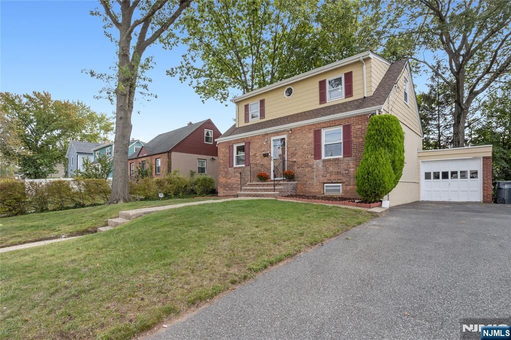Property Photo:  130 New Jersey Avenue  NJ 07621 