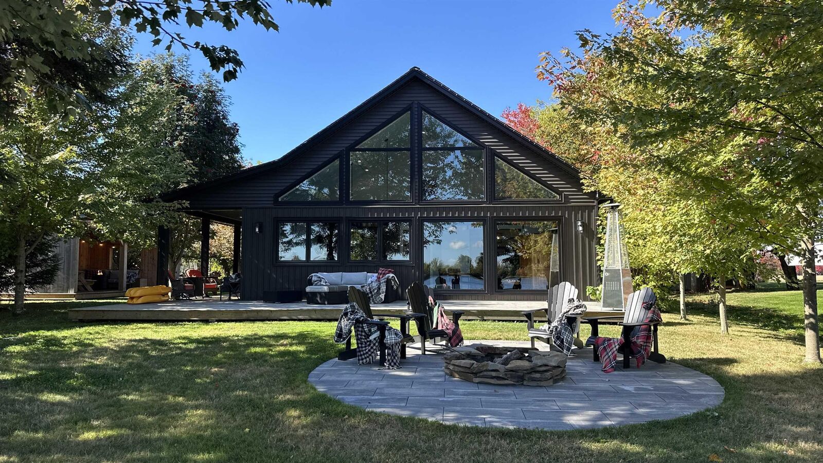 Property Photo:  100 Lake Shore Drive  NS B0M 1L0