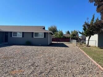 Property Photo: 5452 Glenwood Drive OR 97603