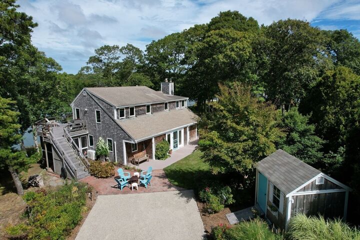 Property Photo:  11 Little Marsh Ln  MA 02653 