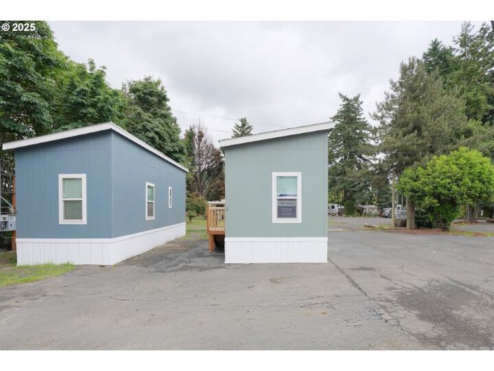 Property Photo:  8205 SE Harney St 3C  OR 97266 