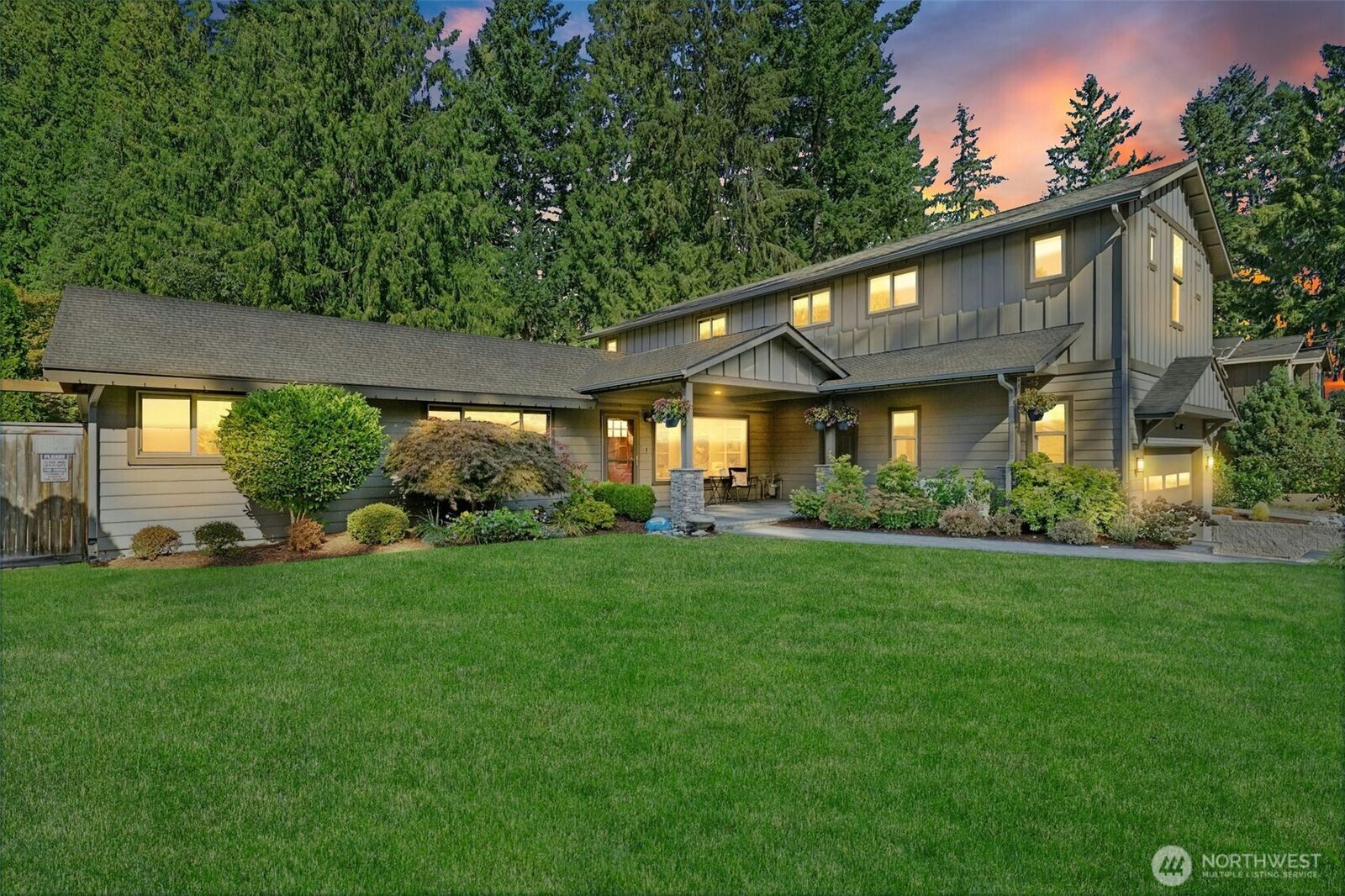 Property Photo:  12228 NE 62nd Street  WA 98003