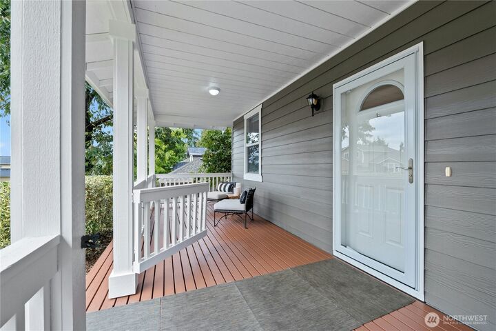 Property Photo:  8118 NE 126th Street  WA 98034 