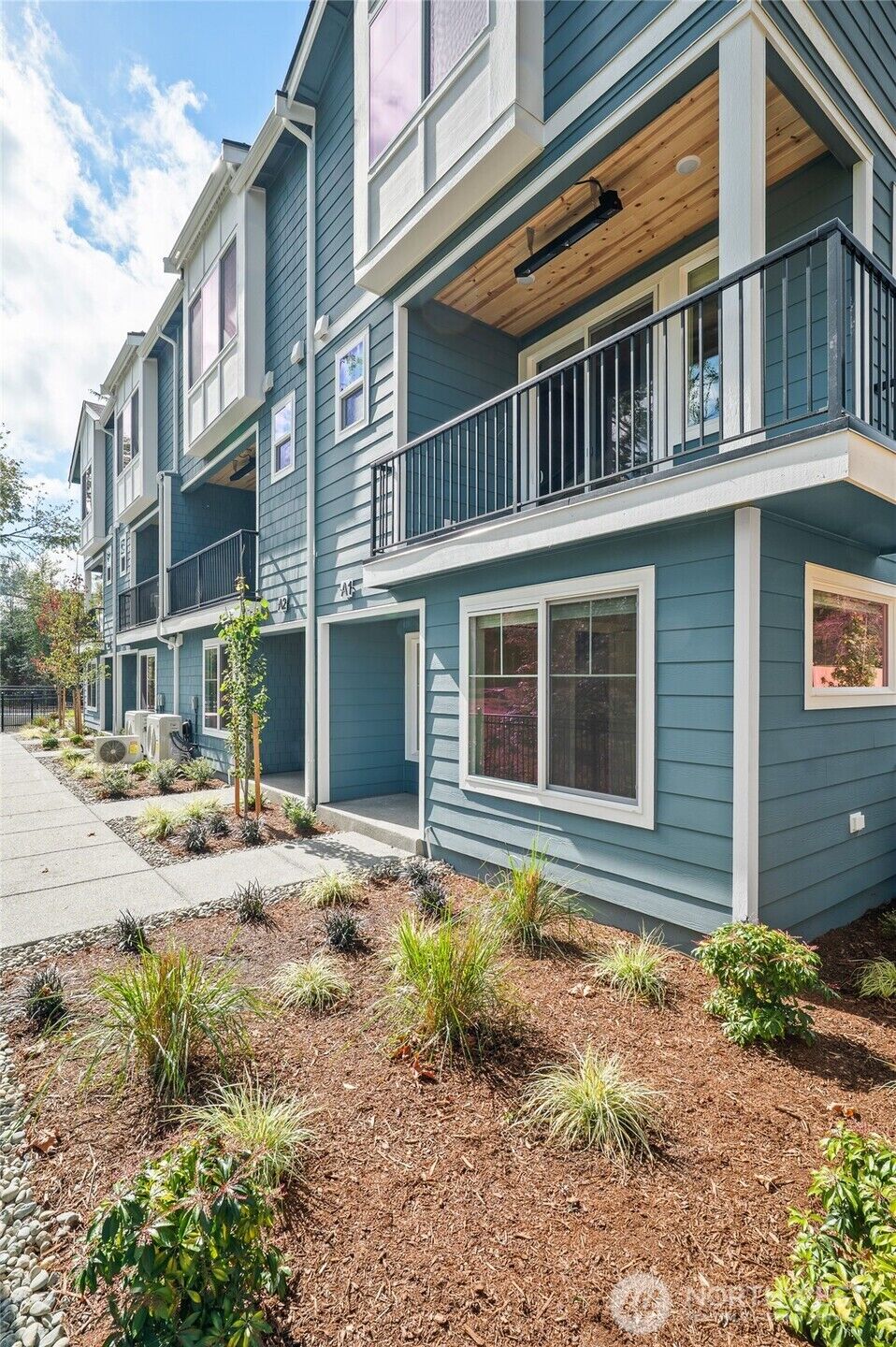 Property Photo:  14424  Madison Way G2  WA 98087 