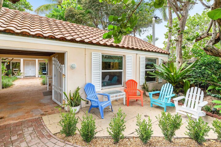 Property Photo: 72 S Ocean Boulevard 1 FL 33483