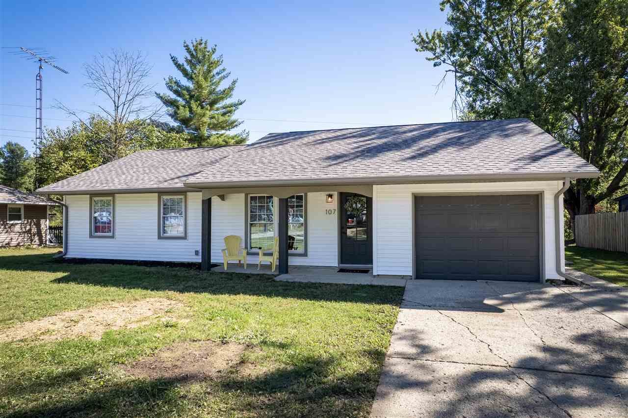 Property Photo:  107 Highland Drive  IN 47374 