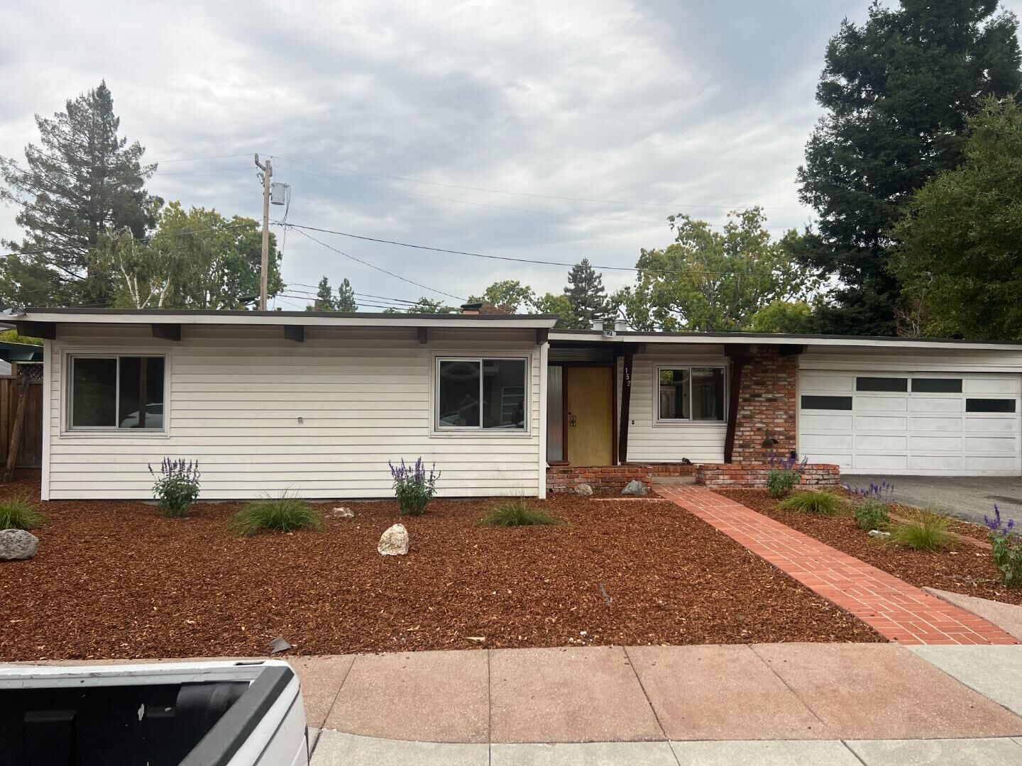 Property Photo: 152 Atherwood Avenue CA 94061