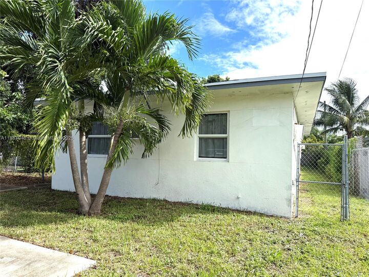 1184 NE 112th St North  Miami FL ORT photo