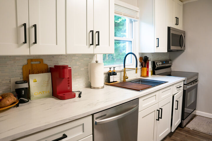 Property Photo:  85 Douglas Drive  CT 06451 