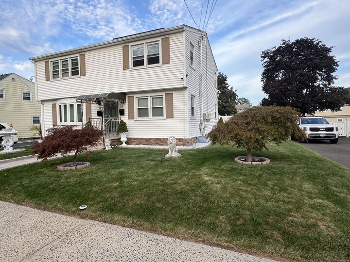 Property Photo:  37 Elizabeth Ann Drive  CT 06512 