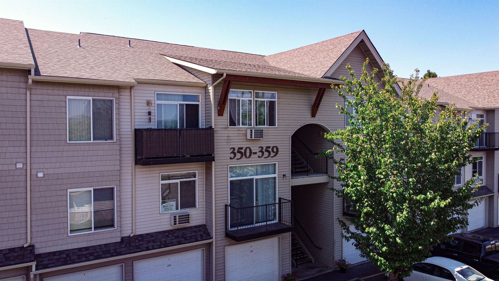 Property Photo: 22855 E Country Vista Dr Unit 352 WA 99019