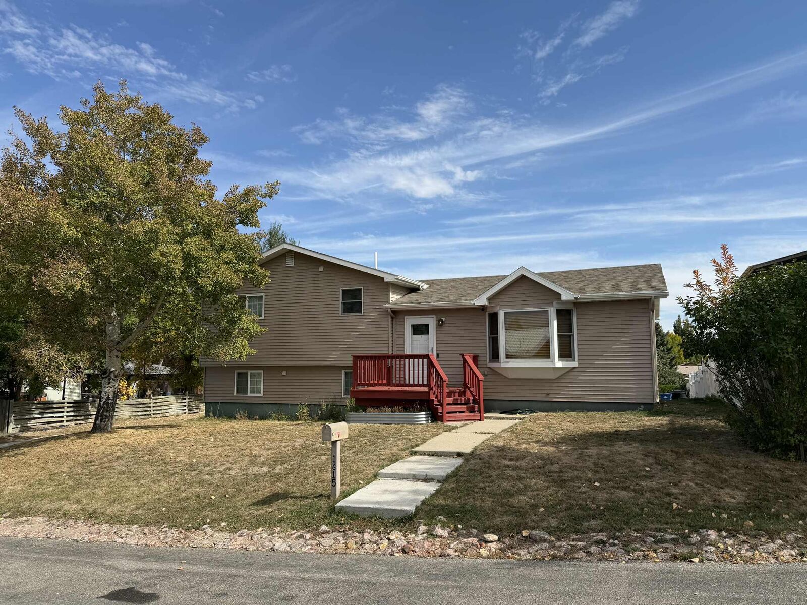 Property Photo: 1615 Holmes Avenue WY 82801