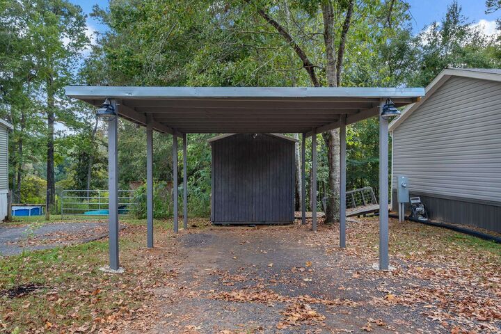 Property Photo: 95 Waters Edge Lane FL 32333