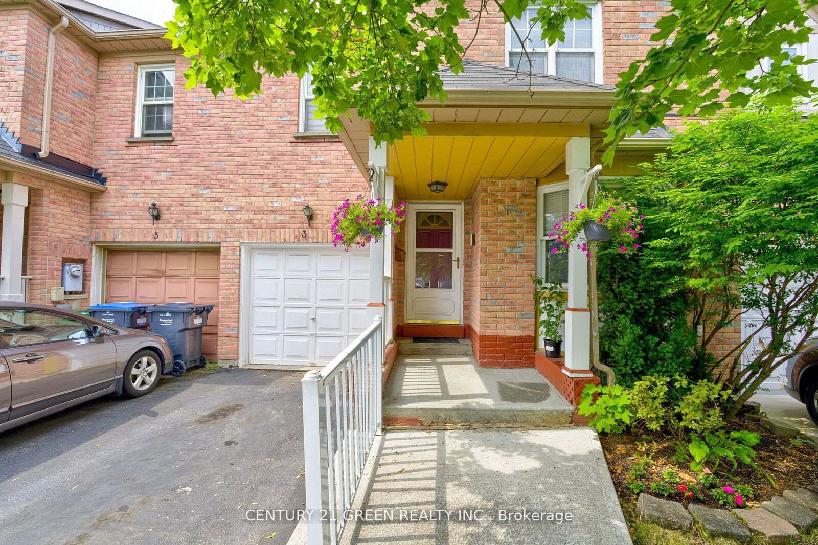 Property Photo:  3 Desert Sand Drive  ON L6R 1P9 