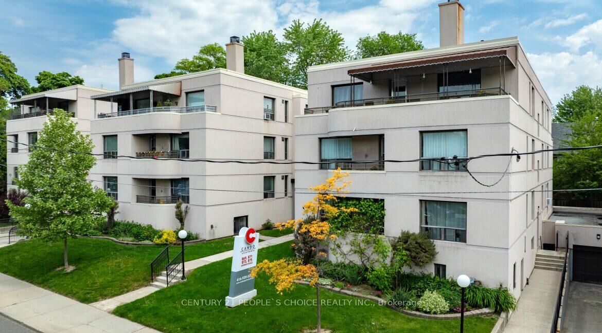 Property Photo:  869 Avenue Road 6  ON M5P 2K5 