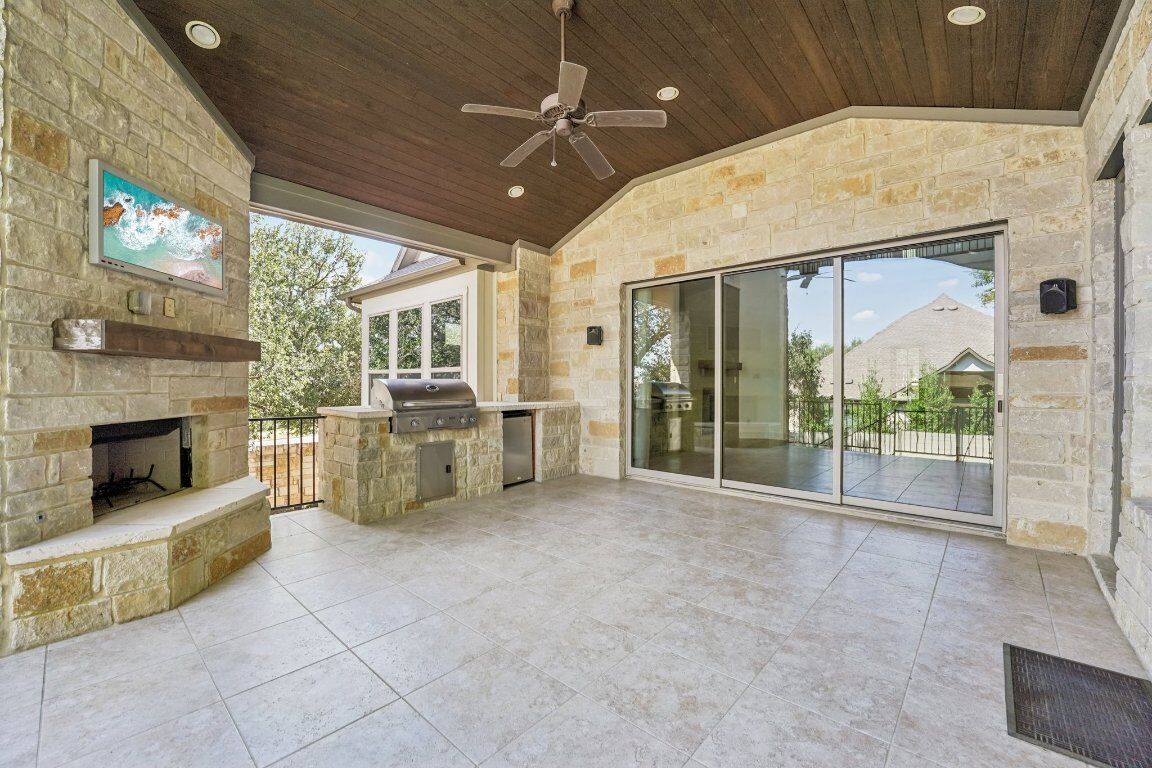 Property Photo:  100 Barefoot Park Lane  TX 78628 