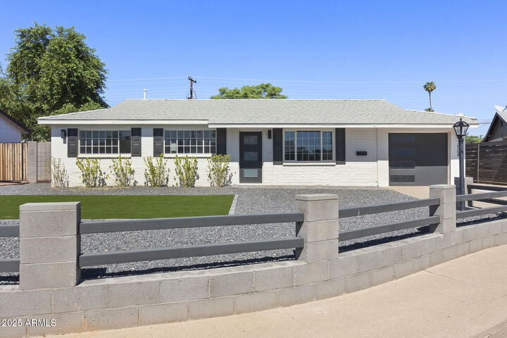 Property Photo: 7508 E Beatrice Street AZ 85257