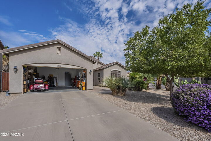 Property Photo:  2762 E Pinto Valley Road  AZ 85143 