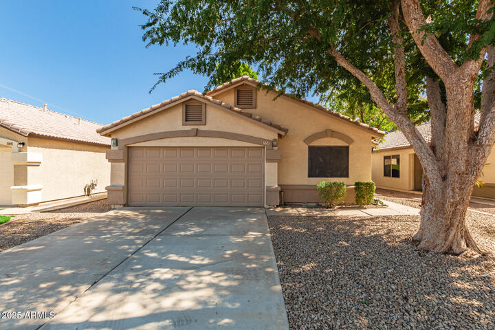 Property Photo:  337 N Abalone Drive  AZ 85233