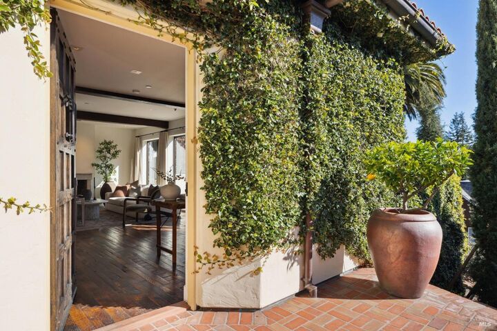 Property Photo:  75 Buena Vista Avenue  CA 94941 