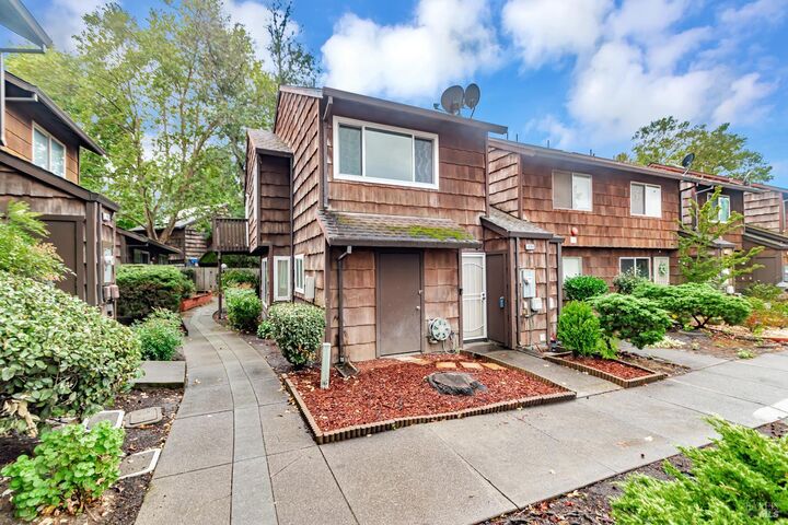 Property Photo:  1498 Parkway Drive  CA 94928 