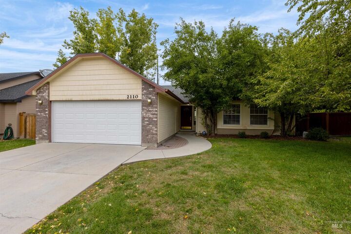 Property Photo:  2110 W Pebblestone St  ID 83646-1399 