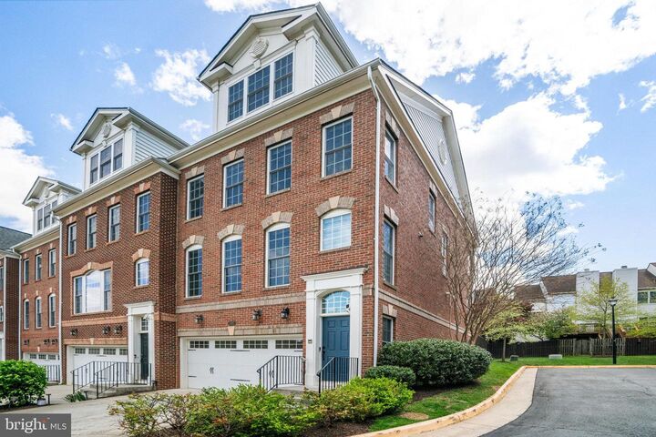2082 Hutchison Grove Court  Falls Church VA 22043 photo