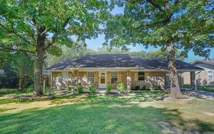 1607 Faye Street  Mena AR 71953 photo