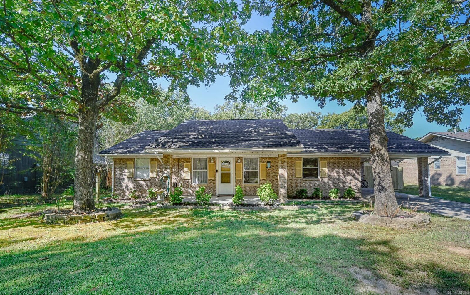 Property Photo: 1607 Faye Street AR 71953