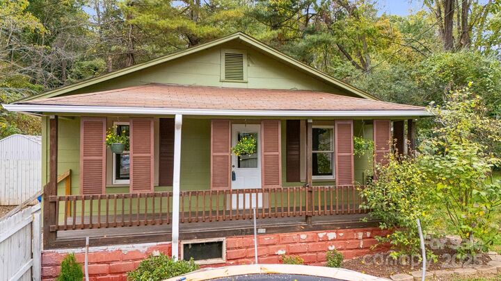 222 Glendale Avenue  Asheville NC 28803 photo