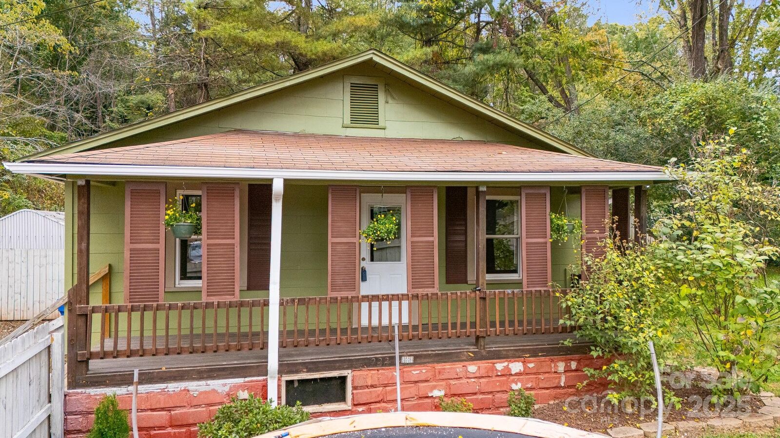 Property Photo: 222 Glendale Avenue NC 28803