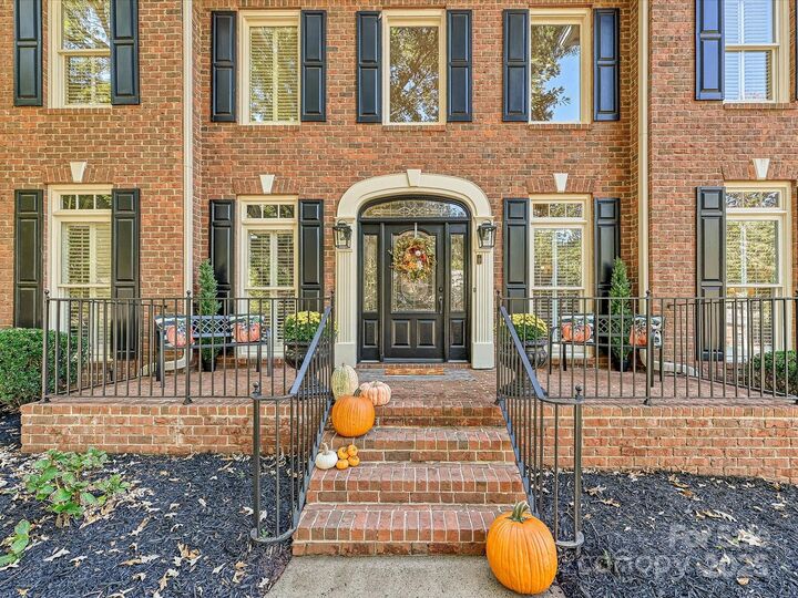 Property Photo:  16128 Bridgehampton Club Drive  NC 28277 