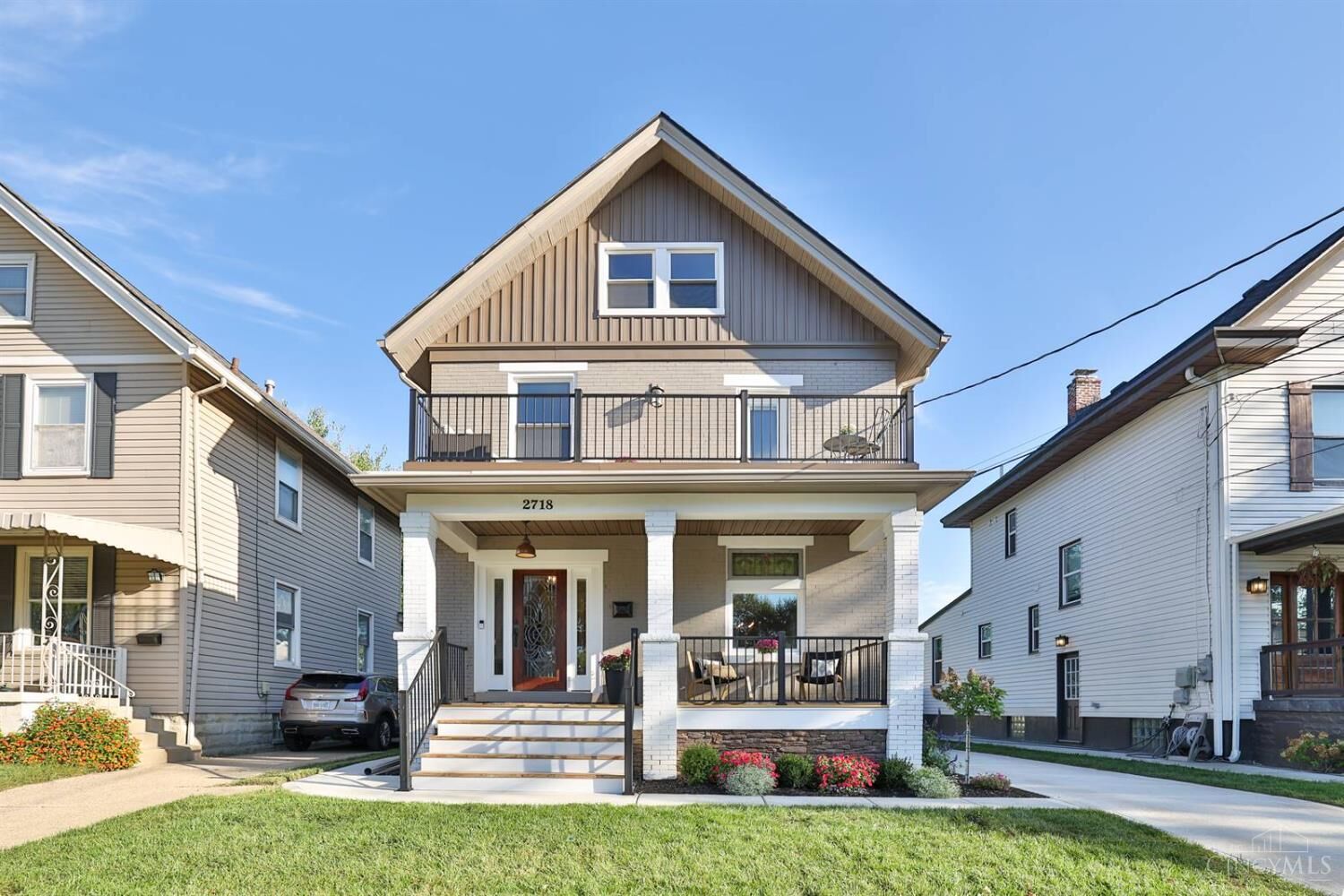 Property Photo:  2718 Minot Avenue  OH 45209 