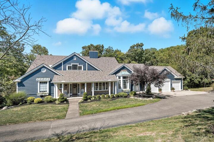1221 Mistymeadow Lane  Anderson Twp OH 45230 photo