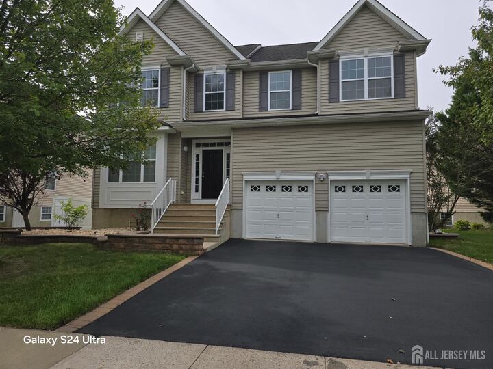 23 Carnation Road  Monroe NJ 08831 photo