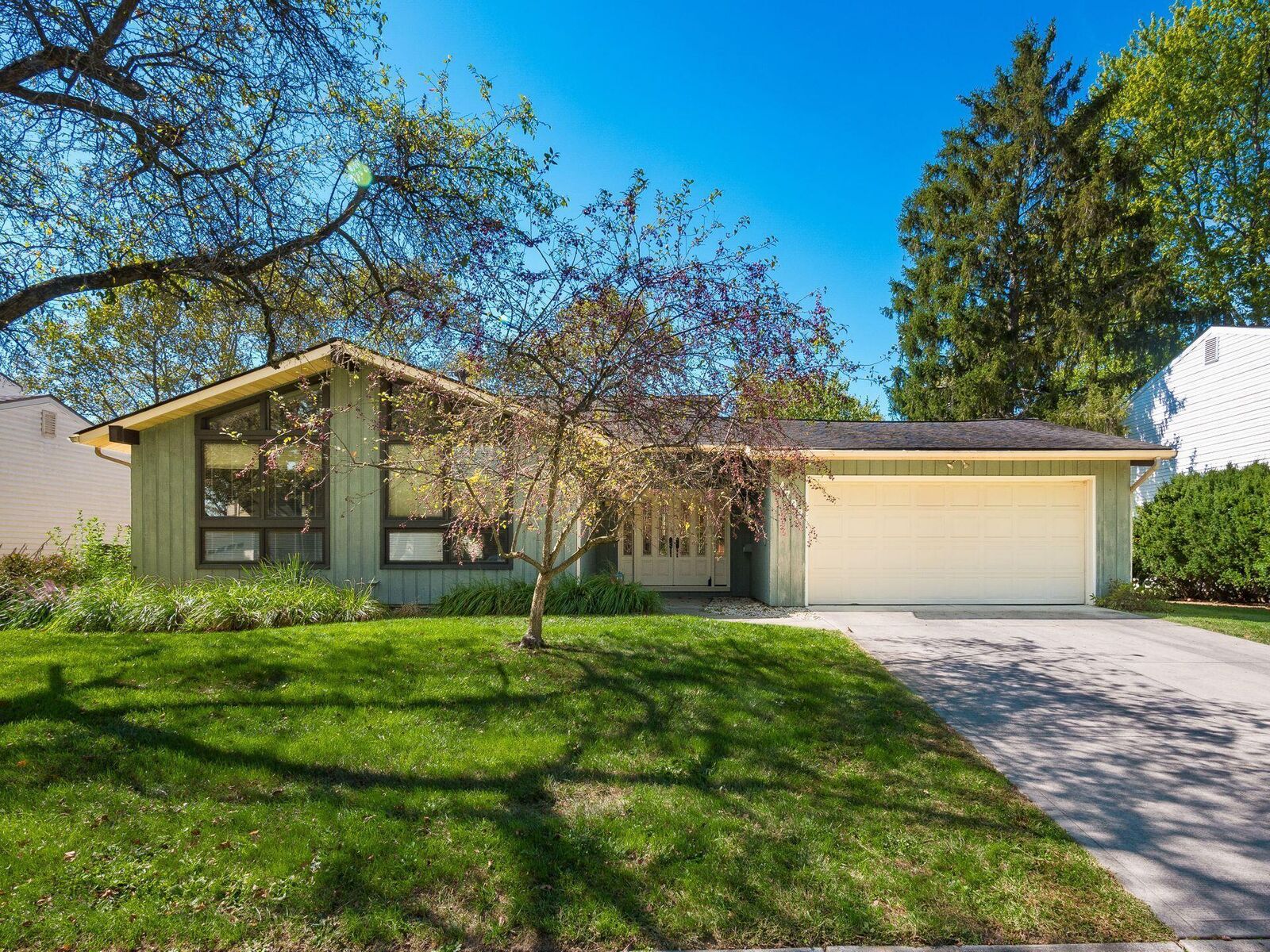 Property Photo:  4793 Teter Court  OH 43220 