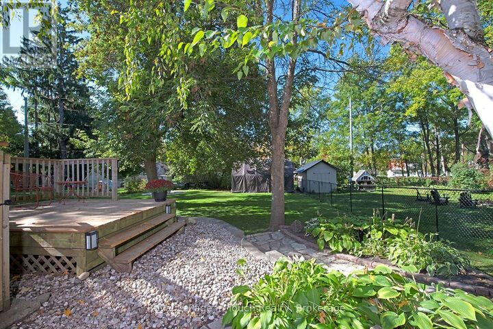 Property Photo:  8 Cyril Martin Place  ON L0K 1E0 