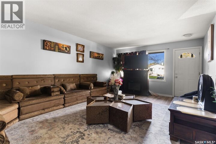Photo de la propriété:  1435 - 1437 Rupert Street  SK S4N 1V9 