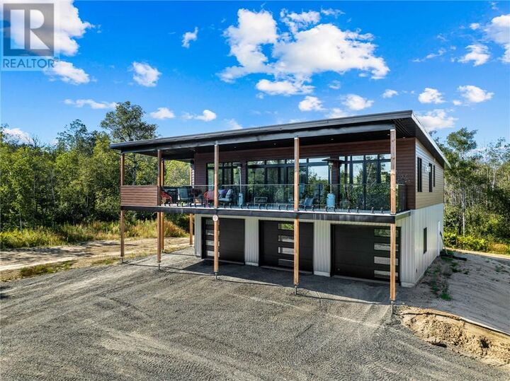 Property Photo: 1836 Yorkshire Drive ON P3N 1R9