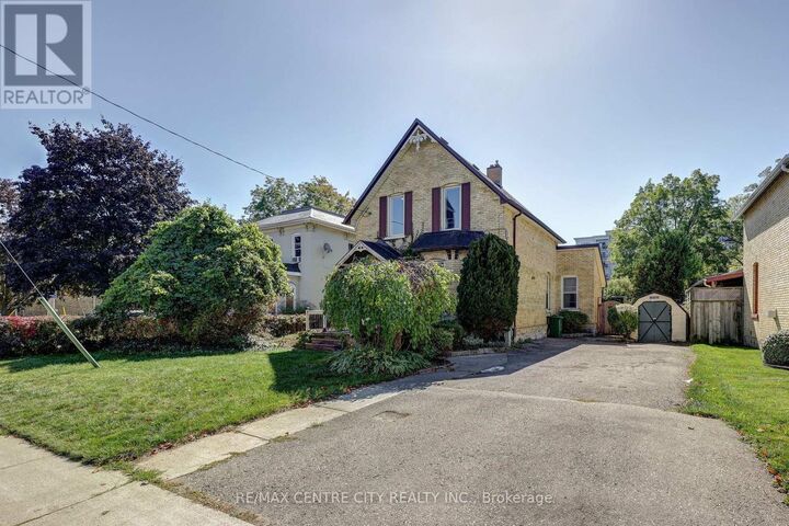 Property Photo: 134 Wellington Street ON N5R 2R6