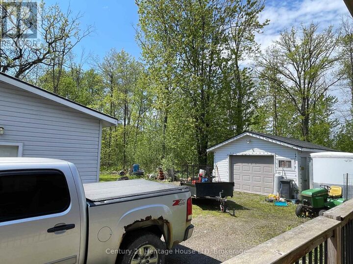 Property Photo: 3250 Grove Avenue ON L0S 1N0