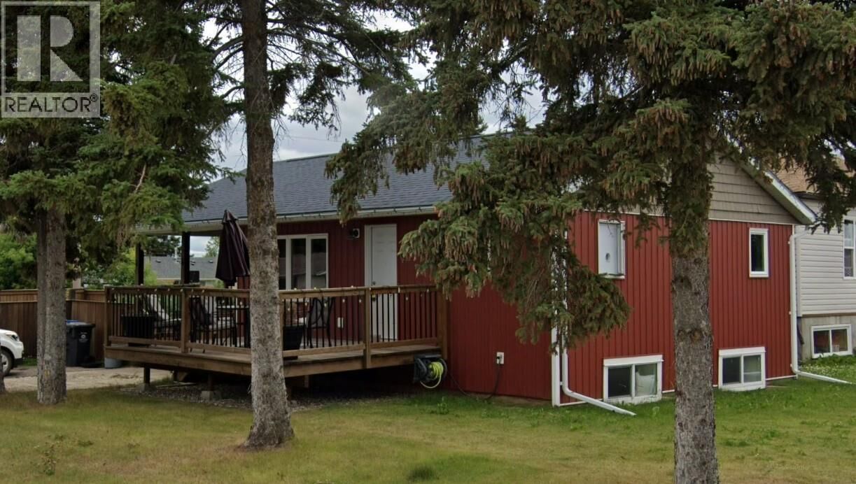 Property Photo:  10416 104 Street  BC V1J 4C7 