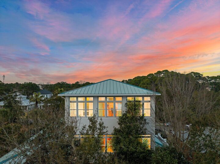Property Photo:  208 Birch Street  FL 32459 