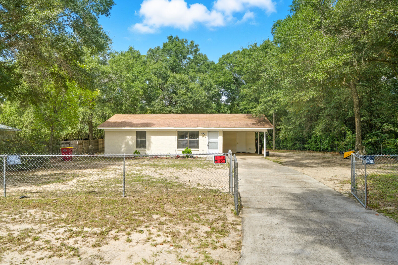Property Photo:  102 Grimes Avenue  FL 32536 