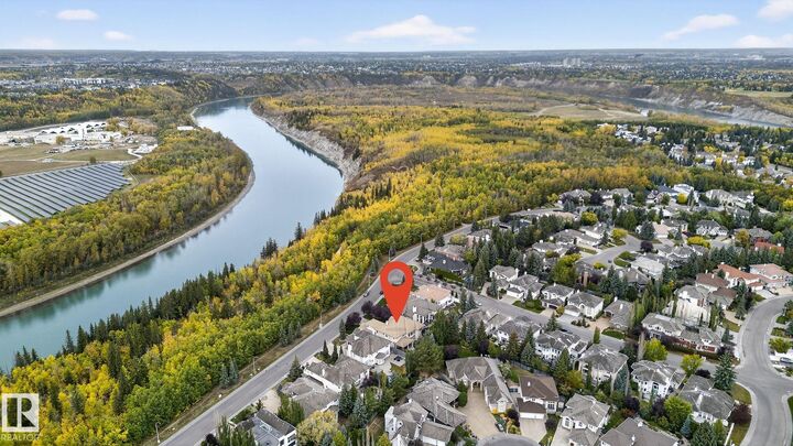 Property Photo:  473 Heffernan Drive NW  AB T6R 2X1 