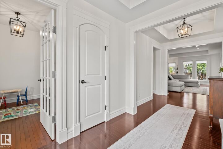 Property Photo:  4068 Summerland Drive  AB T8H 0K4 