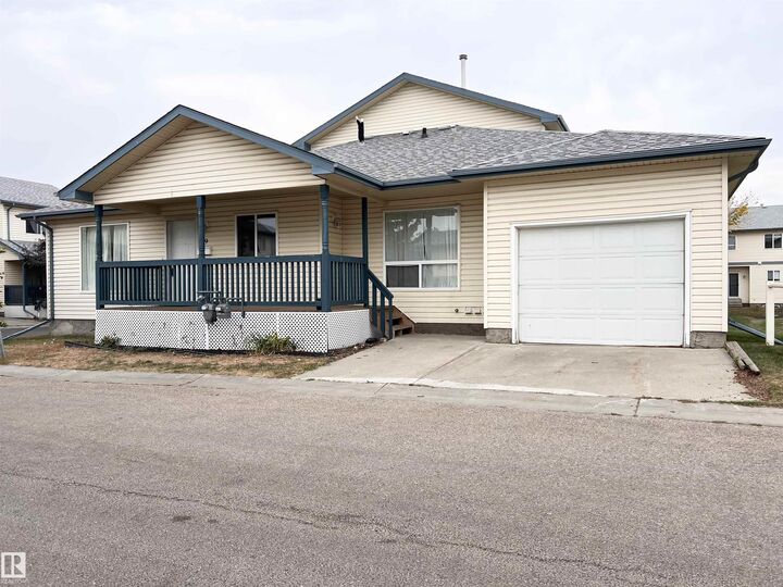 10909 106 Street NW 19  Edmonton AB T5H 4M7 photo